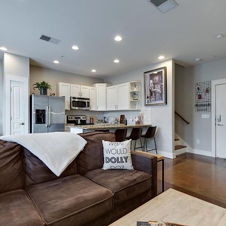 Stunning Nashville Condo Minutes From Broadway Exterior photo